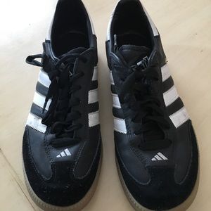 Samba adidas  indoor soccer sneakers